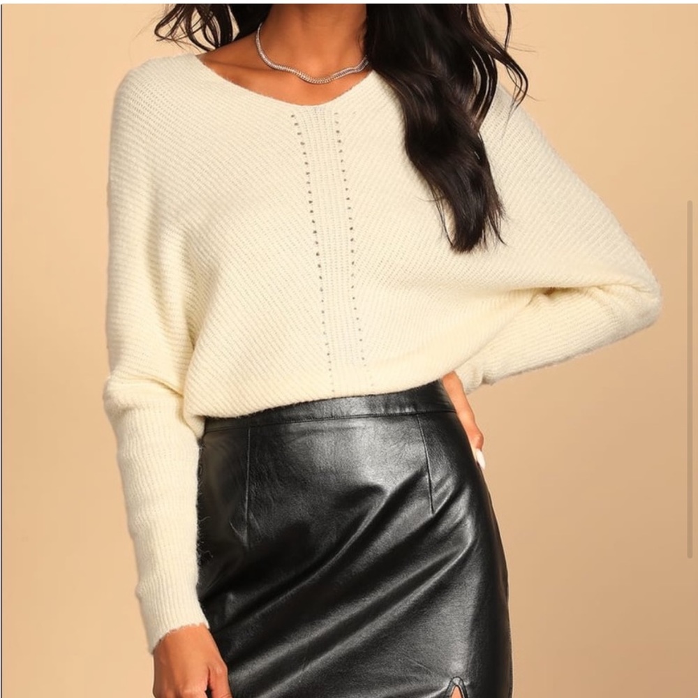 Lulu’s Emerson Cream Dolman Sleeve Sweater - Medium